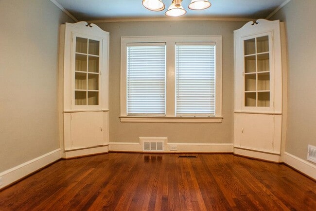 Photo - 1245 S Hawthorne Rd