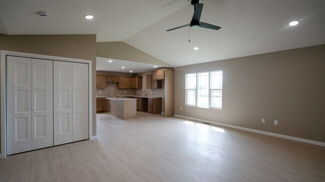 Photo - 4325 Dawn St