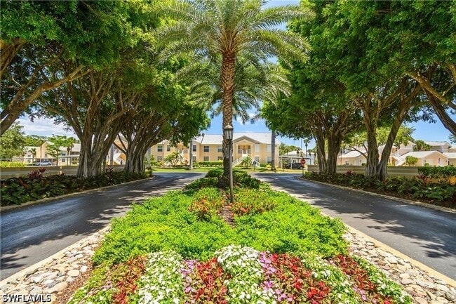 Photo - 773 Wiggins Lake Dr Unit 2