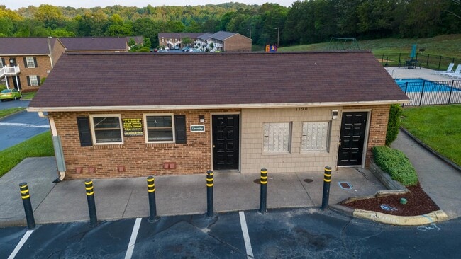 Foxcreek Apartments
