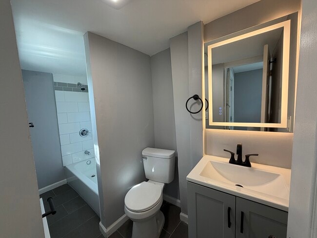 Photo - 10 Cedar Aly