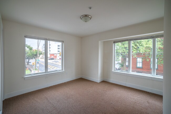 Photo - 441 N 32nd St Unidad B