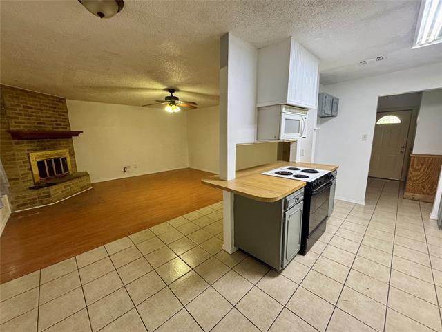 Building Photo - 5809 Lalagray Ln