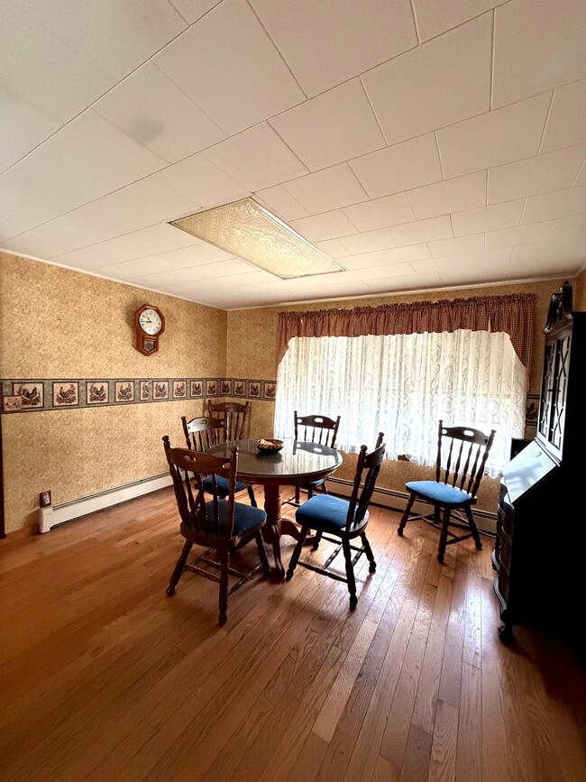 61 Mercer Rd