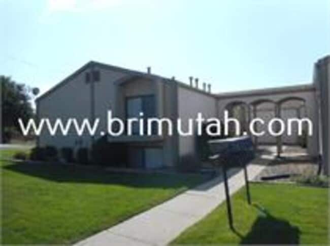 Building Photo - 290 100 E Rental