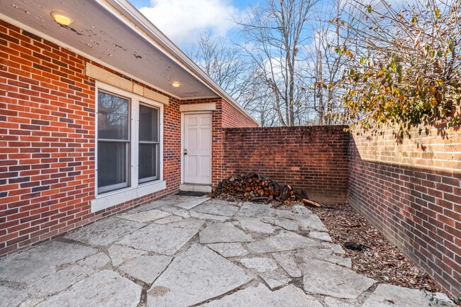 Photo - 80 Green St