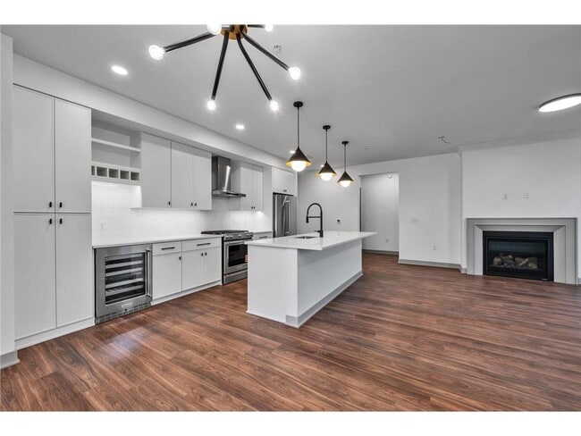 Photo - 640 Wisconsin Ave N Unit 357