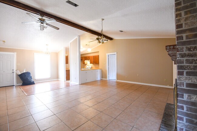 Photo - 1304 N Sugar Ridge Rd