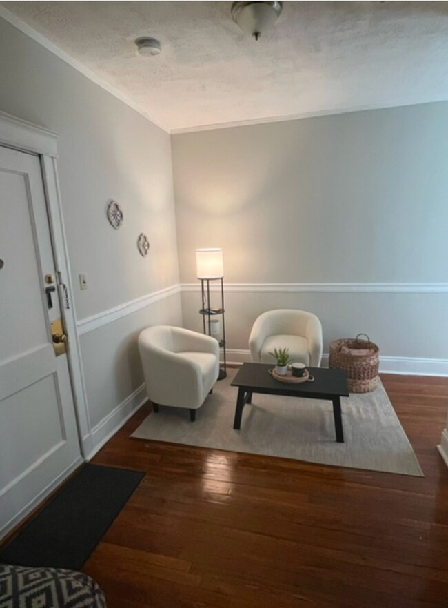 9 Gardner St Unit 4