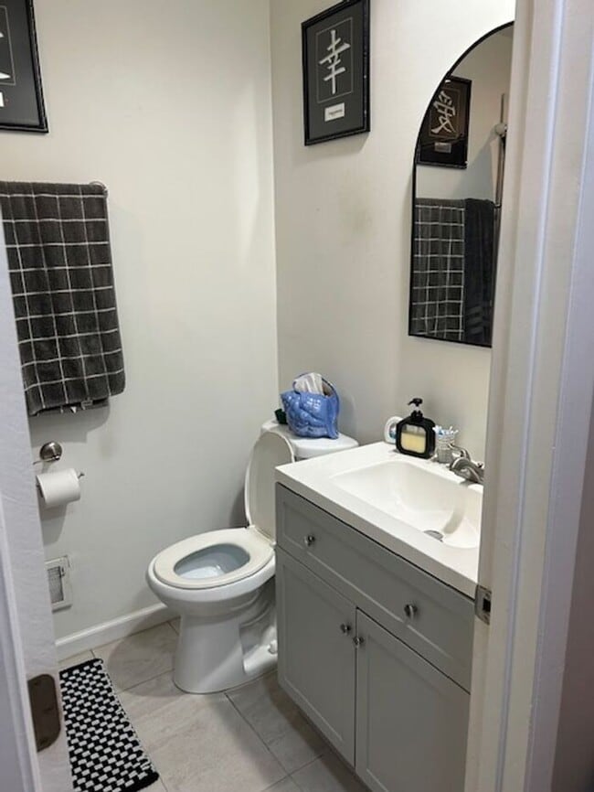 Photo - Adorable 2BR 1.5BA w/ Attached Garage • Yard in Roselawn