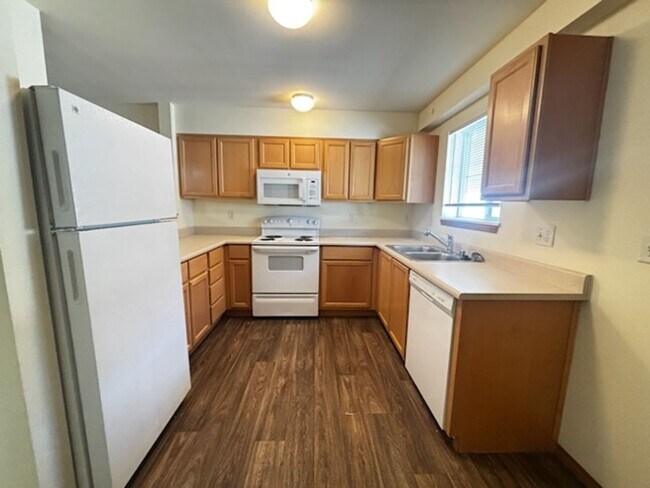 Photo - Get $750 off your first full month’s rent ... Unit 31-308