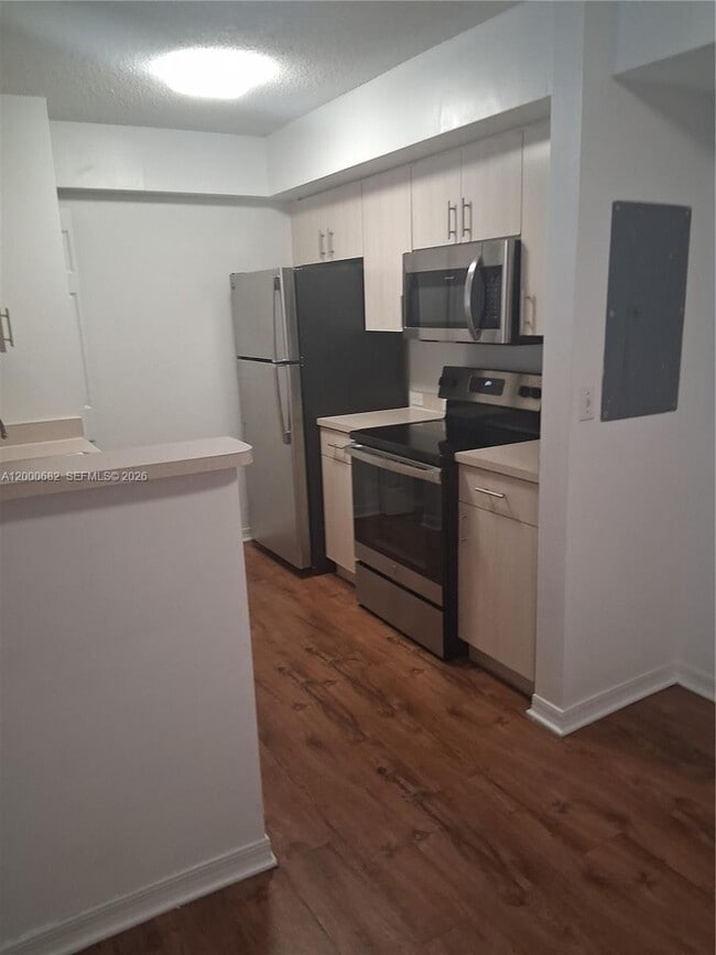 Photo - 620 SW 111th Ave Unit 203