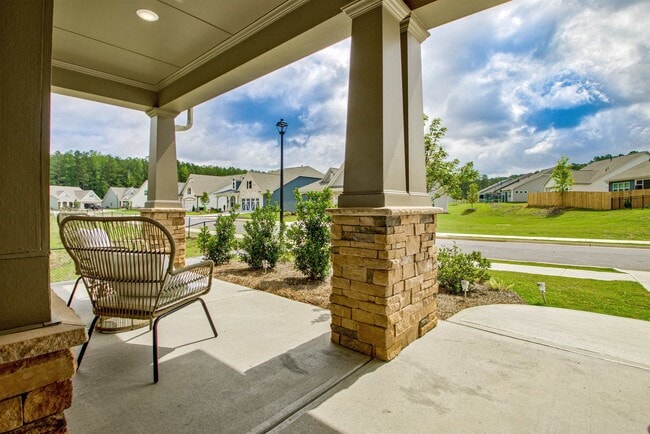 Photo - 460 Plainfield St