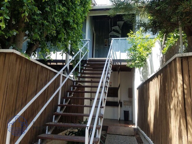 Photo - 301 Pleasant St.