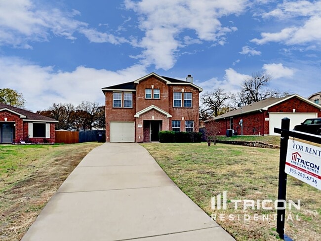 Building Photo - 2432 Big Spring Dr Rental
