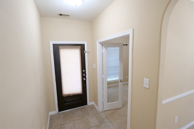 Photo - 27131 Danbridge Gulch Ln