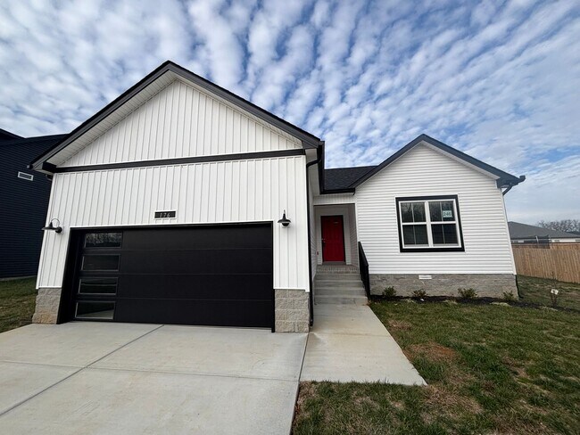 Open-Concept Gorgeous New Construction Home - Open-Concept Gorgeous New Construction Home