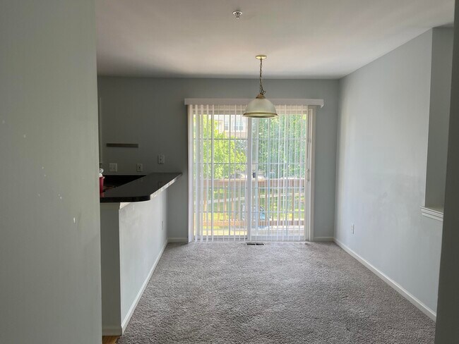 Photo - 2815 Barclay Way
