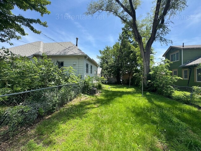 Photo - $899 - 2 bed 1 bath - Single Family Home