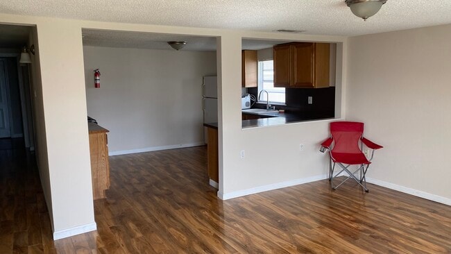 Photo - 912 Eighth St