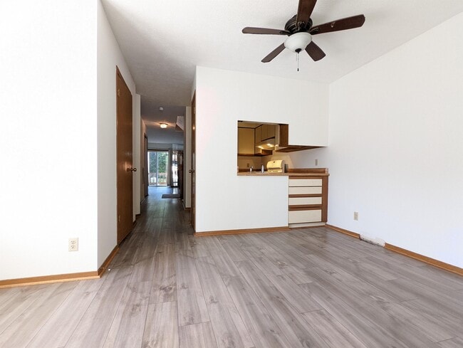 Photo - 219 Wethington Dr