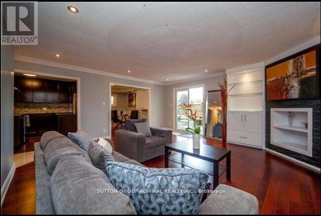 Photo - 306 Glenwoods Ave