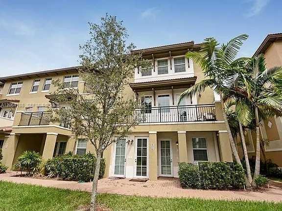 Building Photo - 837 SW 147th Ave Unit 1410