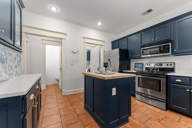 Photo - 1044 S Rembert St