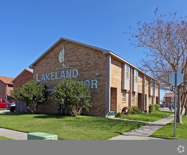 Building Photo - Lakeland Manor Rental