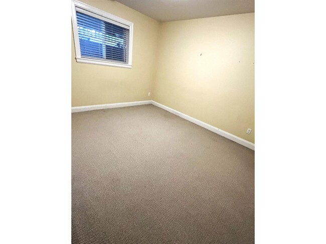 16121-1111A 111a Ave