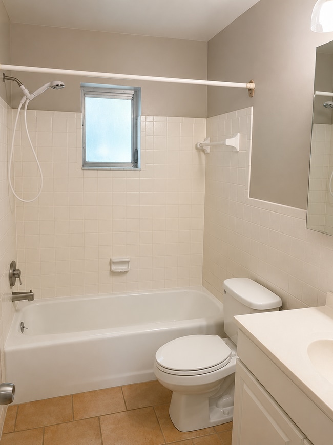 Photo - 702 N L St Unit 702 N L Street #13