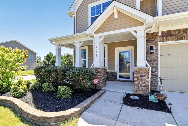 12724 Franklin Square Rd