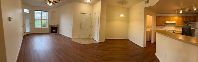 Photo - 5726 N Genoa Way Unit 10-106