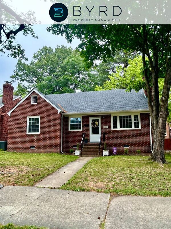 Building Photo - 4004 Augusta Ave