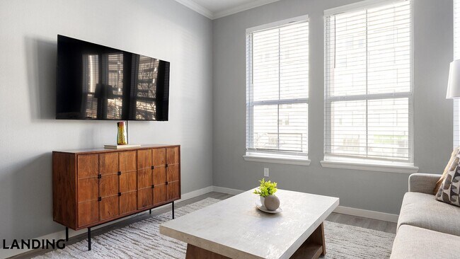 901 Colorado Blvd Unit 531