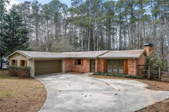 Photo - 2468 Ridgeway Dr House