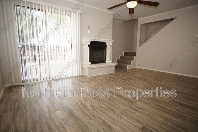 Photo - 2520 San Jose Ave