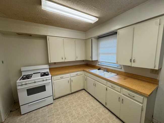 Photo - 3709 23rd St