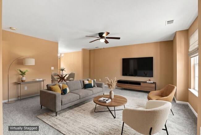 Photo - 926 Oakshire Cir