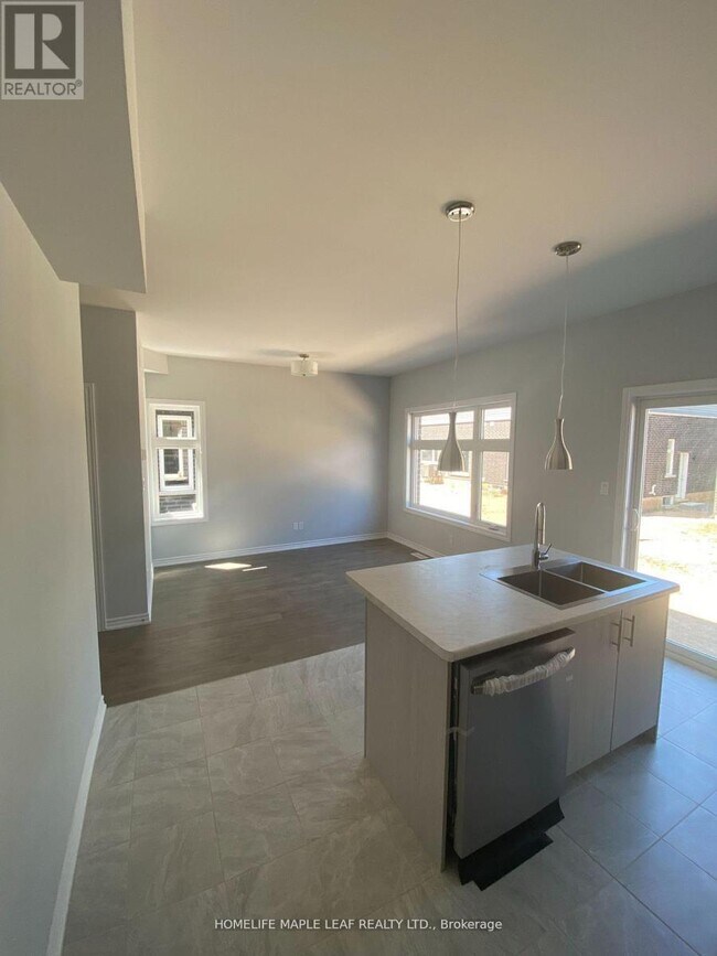 Photo - 5672 Dorchester Rd