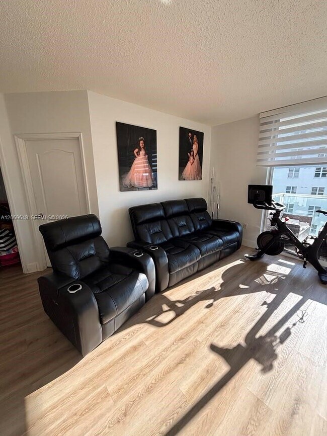 5077 NW 7th St Unit 1508