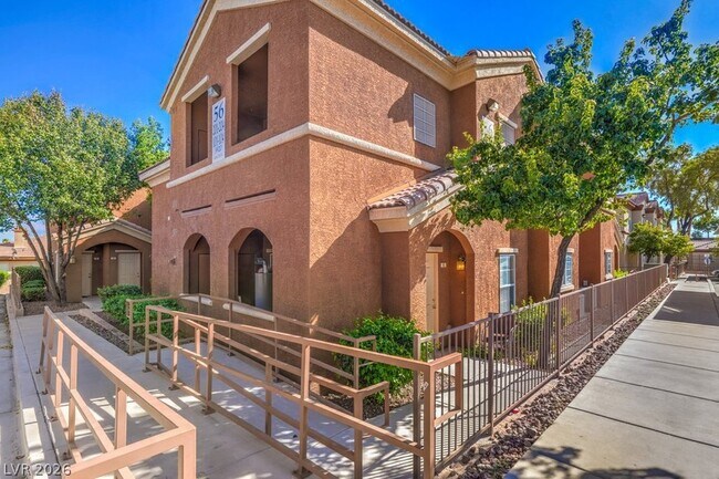 3920 Legend Hills St Unit 202