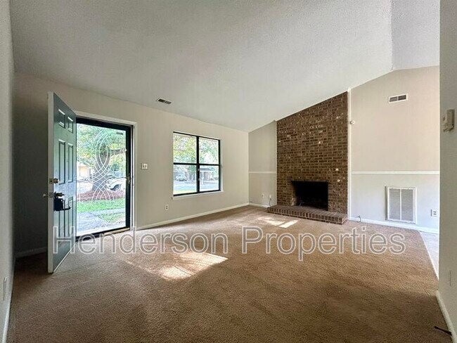 7314 Meadowland Dr
