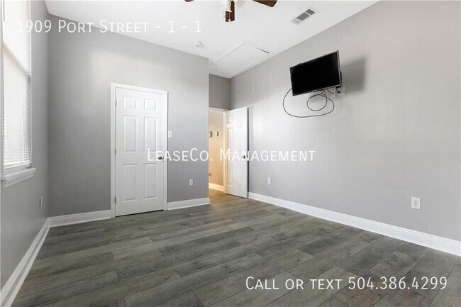 Photo - 1909 Port St Unit 1