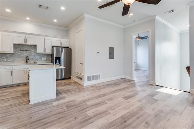 Photo - 713 Grainger St Unidad 721