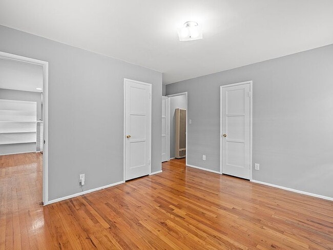 Photo - "Spacious 4-Bed, 3-Bath Oasis in Prime Los Angeles Location - 2080 Sq Ft of Comfort!"