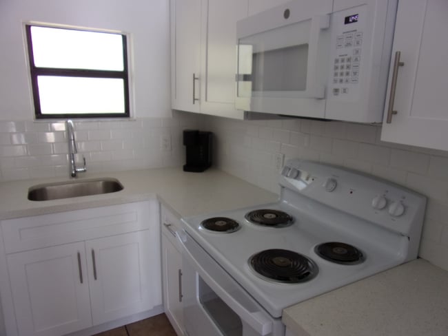 Photo - 101 Caloosa St Unit 2