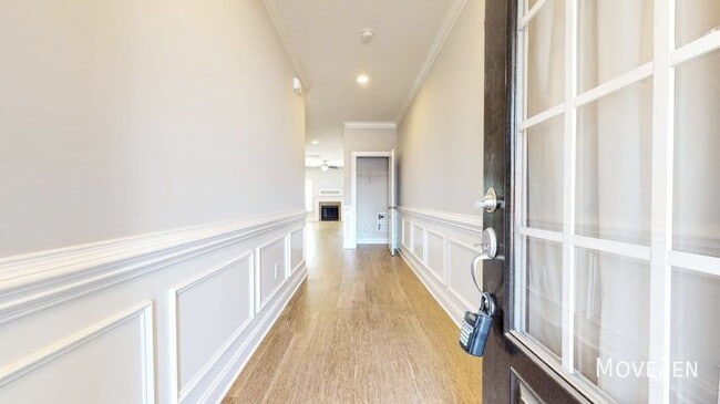 Photo - 541 Barneswyck Dr
