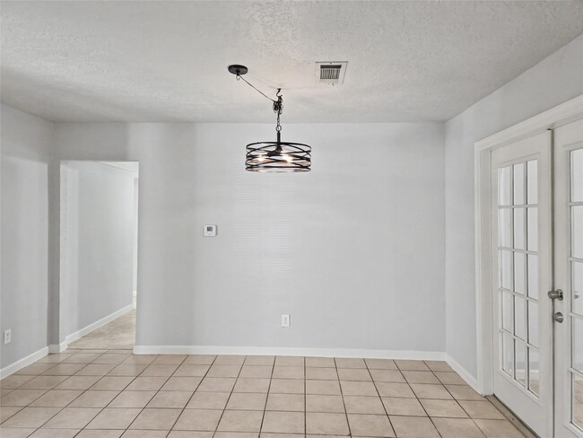 Photo - 9119 Glenbury Dr