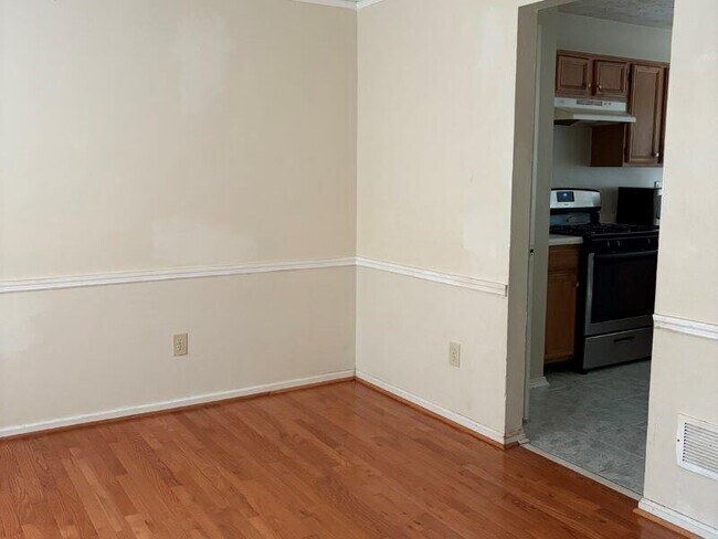 Photo - 4973 Windsor Downs Ln